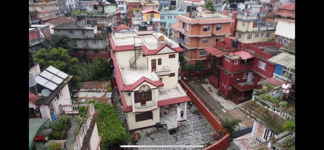 Cozy Home Jawlakhel Exterior foto